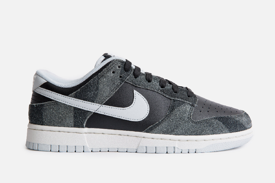 Nike Dunk Low Retro Premium (Black/Pure Platinum-Anthracite)