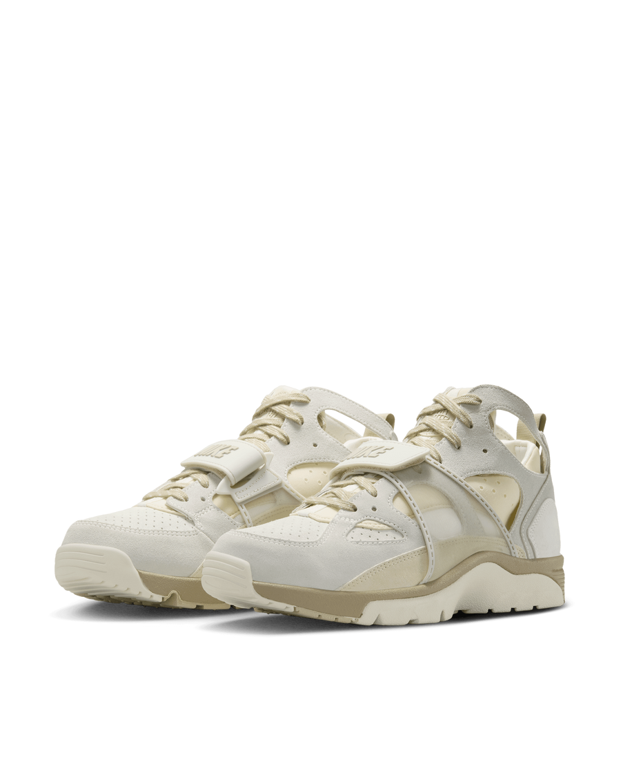 Nike Air Trainer Huarache (Sail/LT Khaki-Desert Khaki)